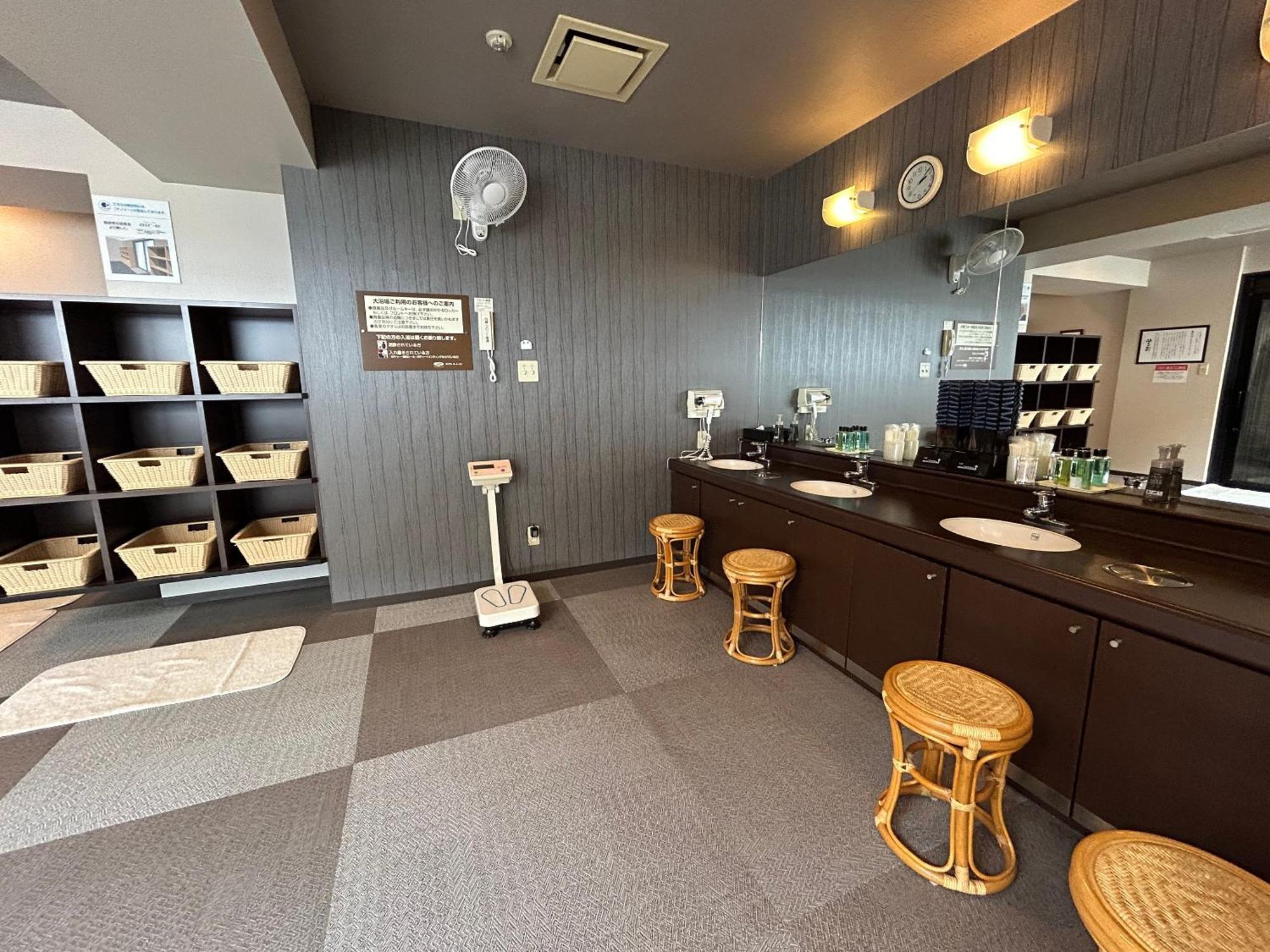 Hotel Route-Inn Kanazawa Ekimae Ishikawa Eksteriør bilde